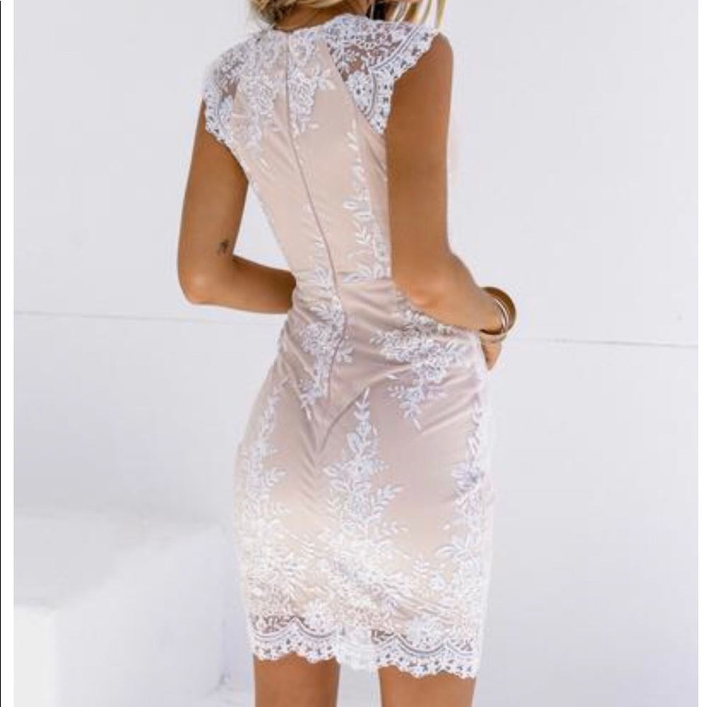Dress - Picture 2 of 2
